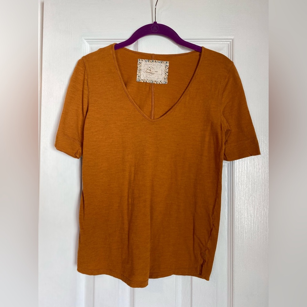 Anthropologie tee